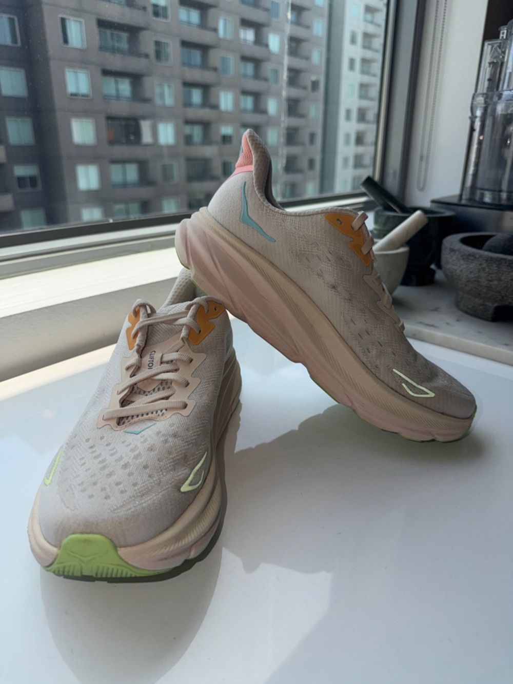 Hoka Women’s Clifton 9 - Picture 2 of 8